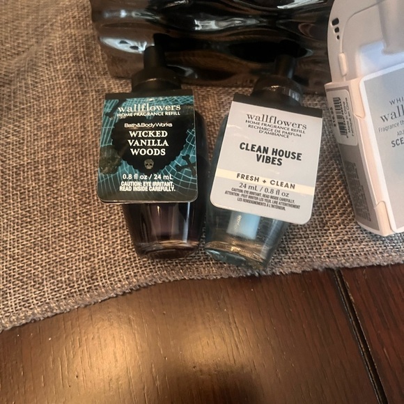 Bath & Body Works 2025 Fall Collection: Red Owl Fragrance Diffuser Bundle - Picture 4 of 4